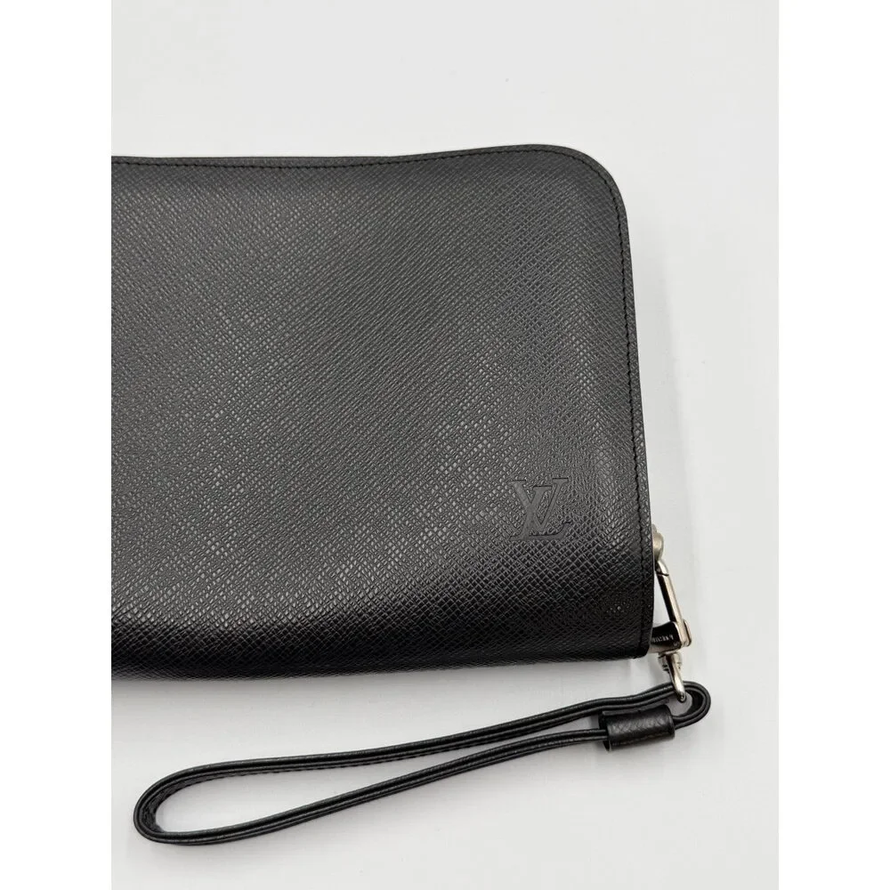 Authentic Louis Vuitton Taiga Baikal Clutch Bag Women Black Logo Genuine Leather